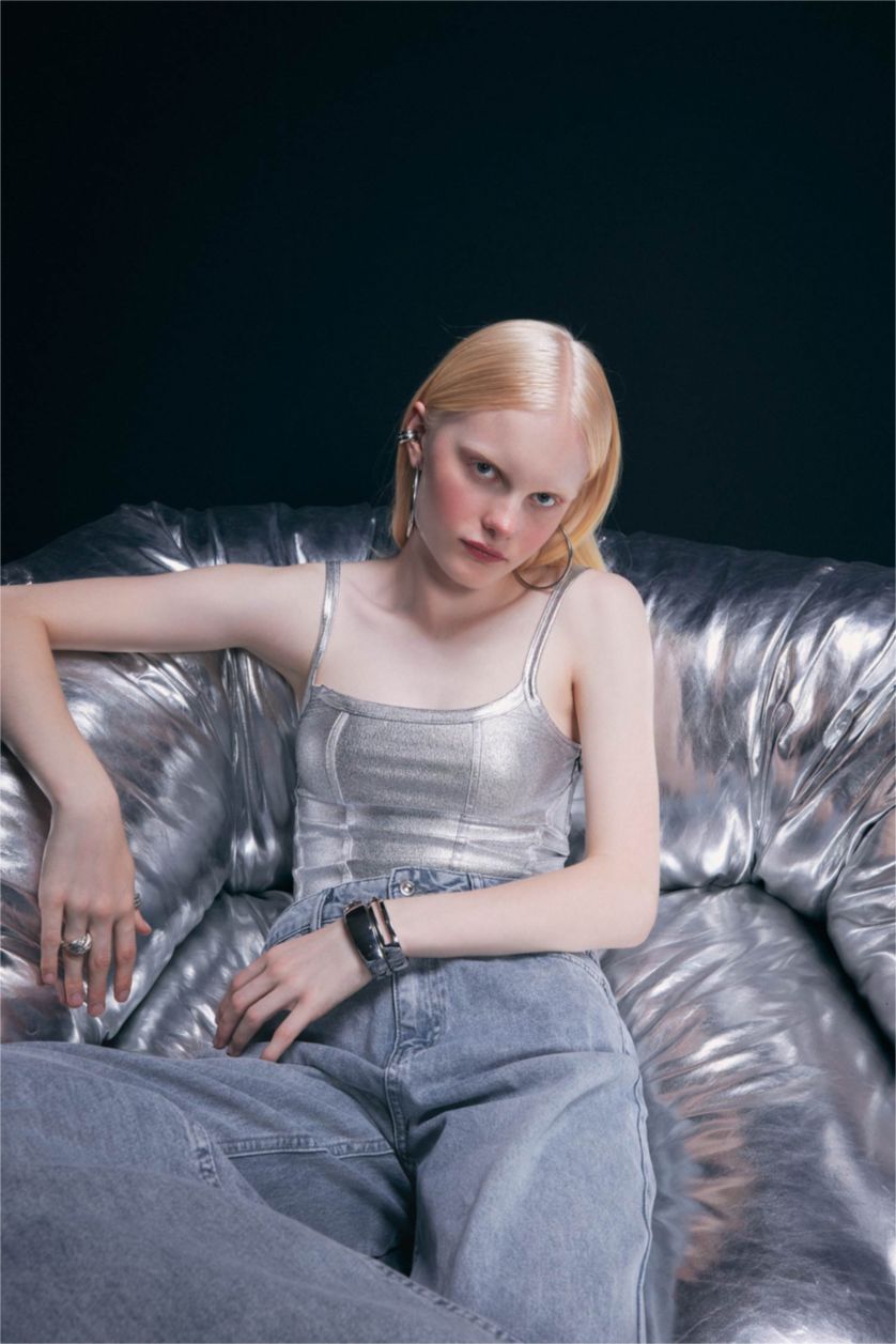 Kadın REFLECTOR GREY Fitted U Yaka Crop Parlak Askılı Atlet