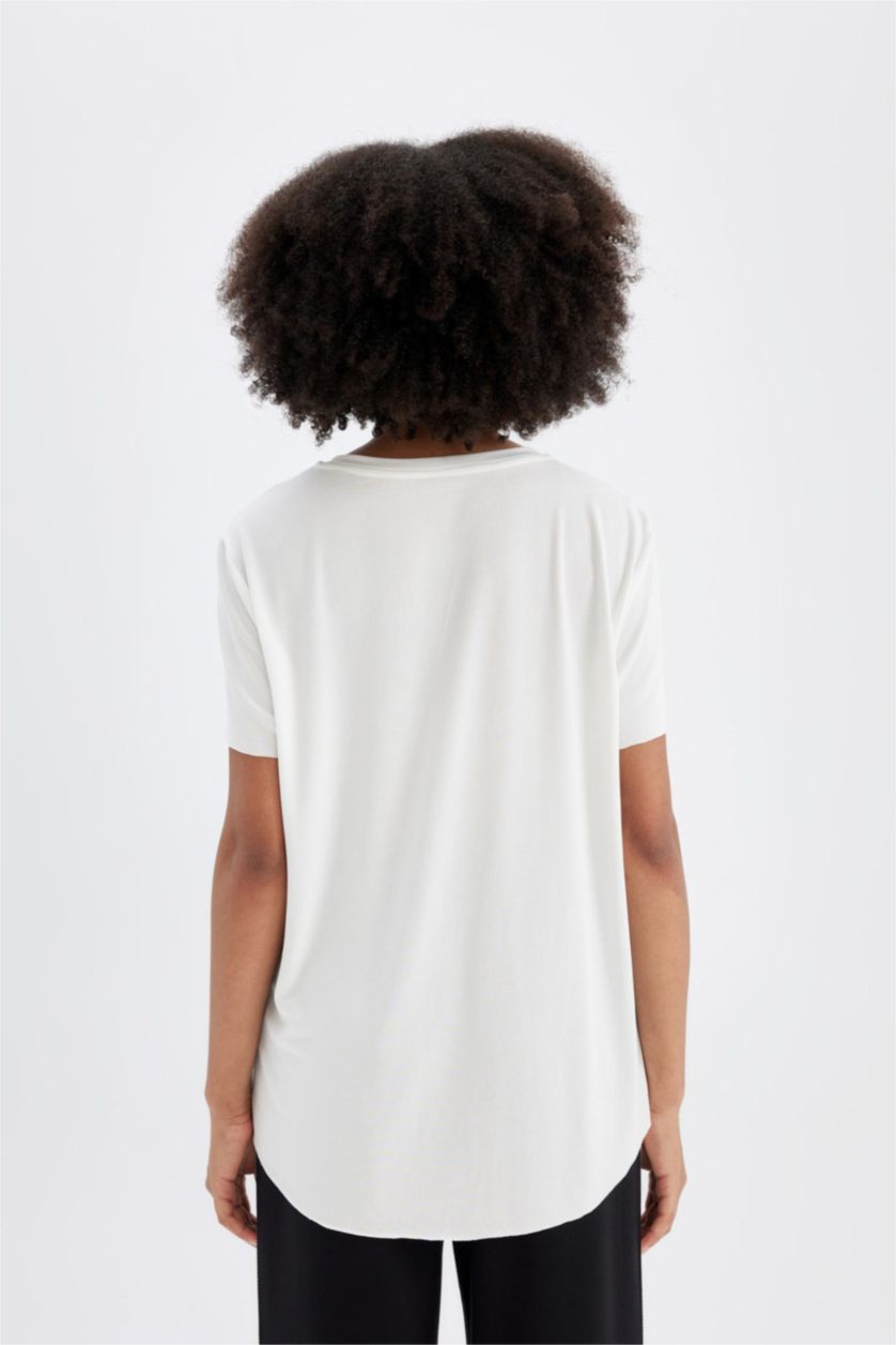 Kadın Ekru Oversize Geniş Kalıp Bisiklet Yaka Sporcu Modal Kısa Kollu Tişört