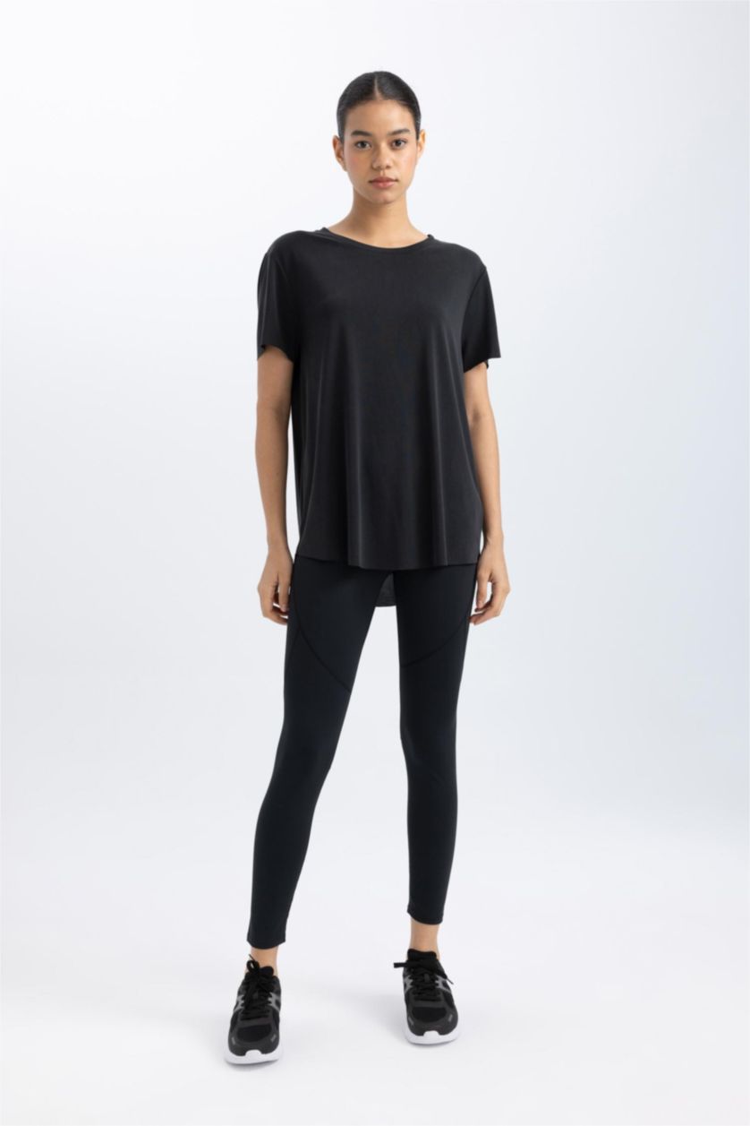 نساء أسود تي شيرت رياضي بريميوم اوفر سايز بياقة مستديرة