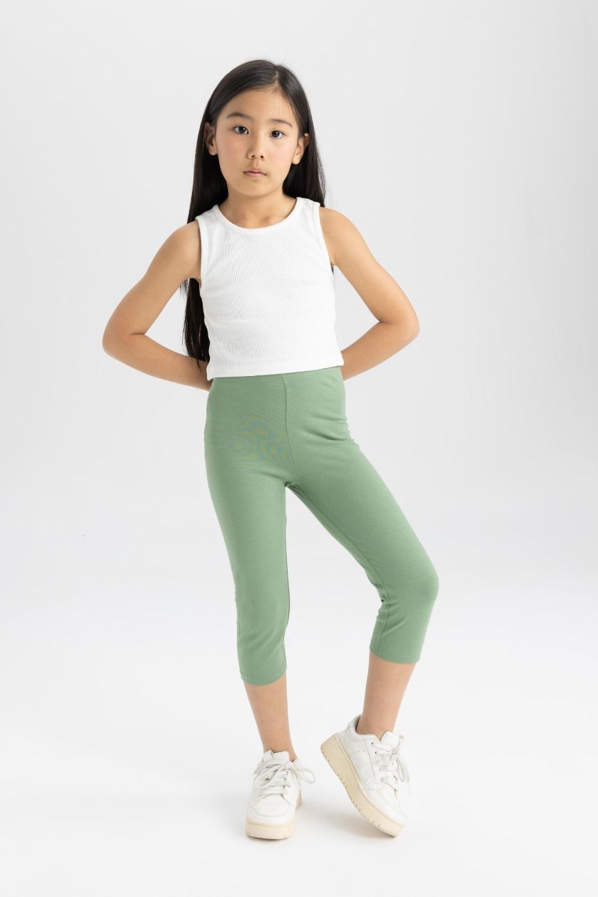 Girls & Teens Light Green Girl Capri Length Leggings
