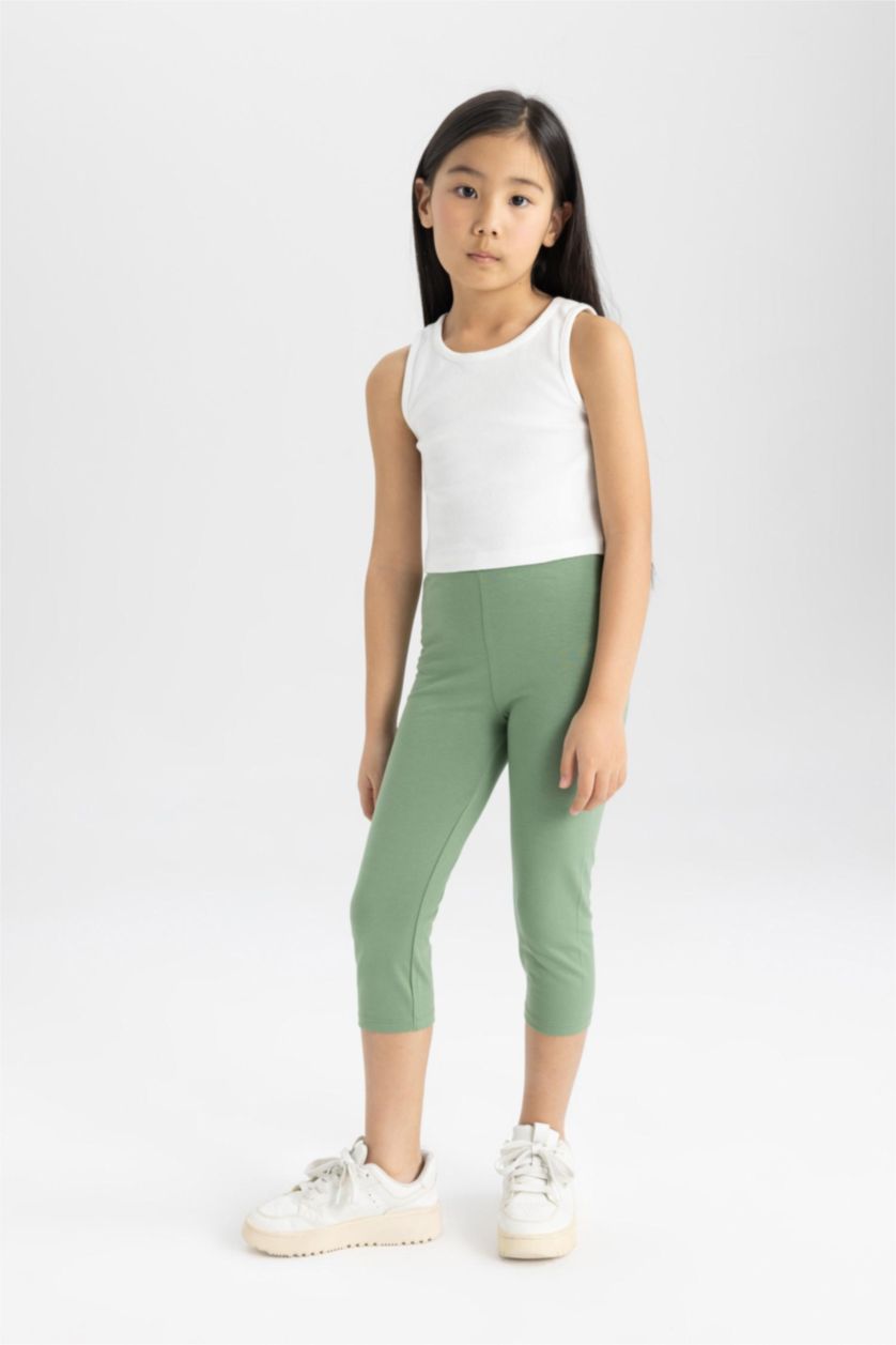 Girls & Teens Light Green Girl Capri Length Leggings