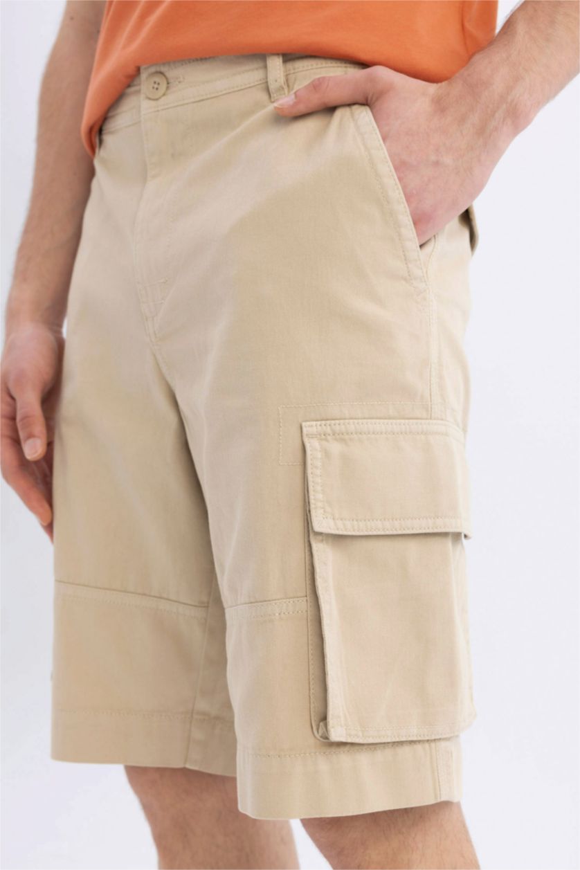 HOMME Beige Short Bermuda en Gabardine Coupe Relax