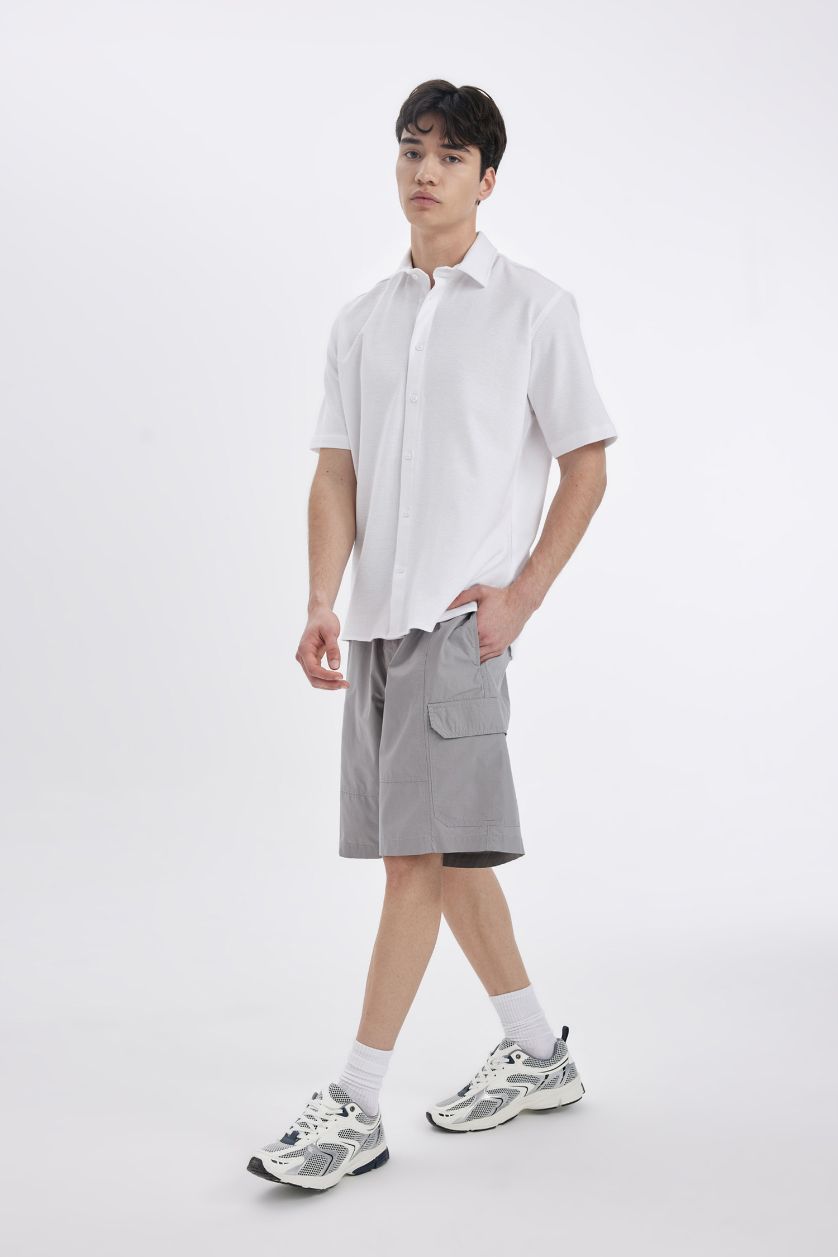 Erkek Gri Kargo Fit Paraşüt Bermuda Şort