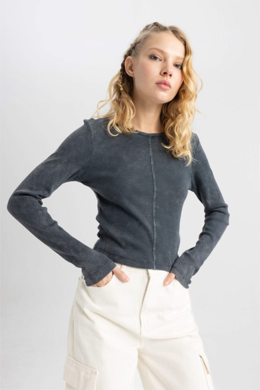 حريمي أنثرا تيشيرت كم طويل سليم فيت رمادي مضلع