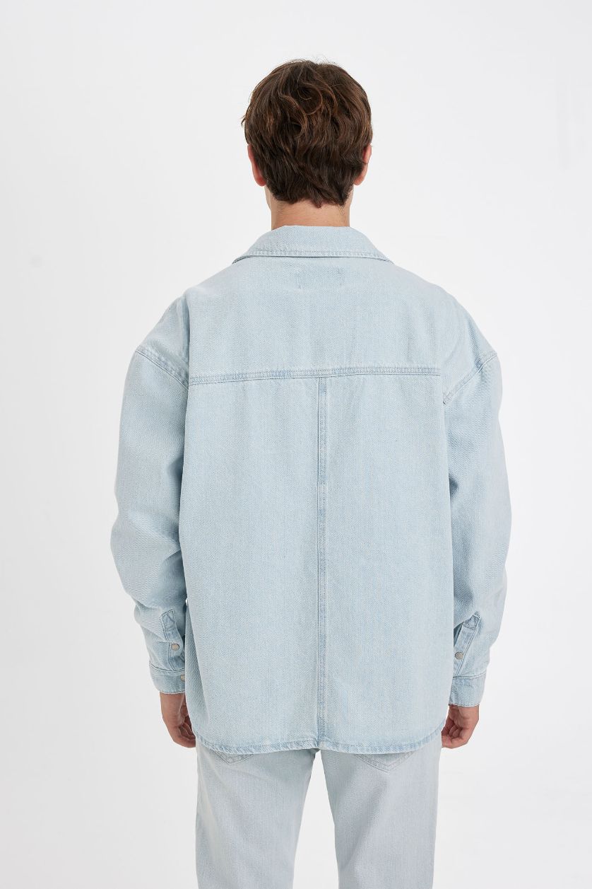 Man Light Blue Oversize Fit Denim Long Sleeve Shirt