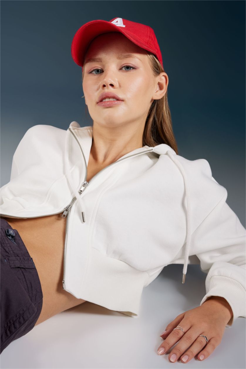 WOMAN White Crop Cardigan