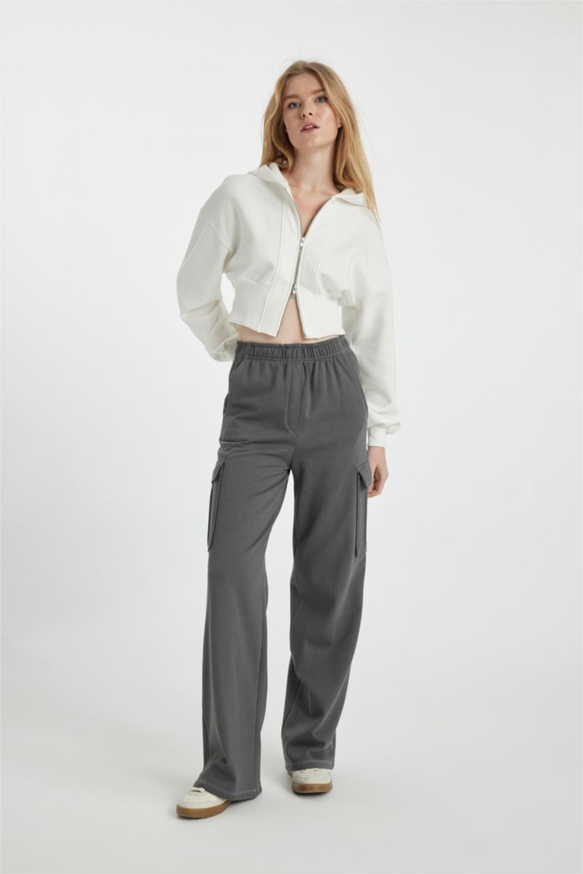 WOMAN White Crop Cardigan