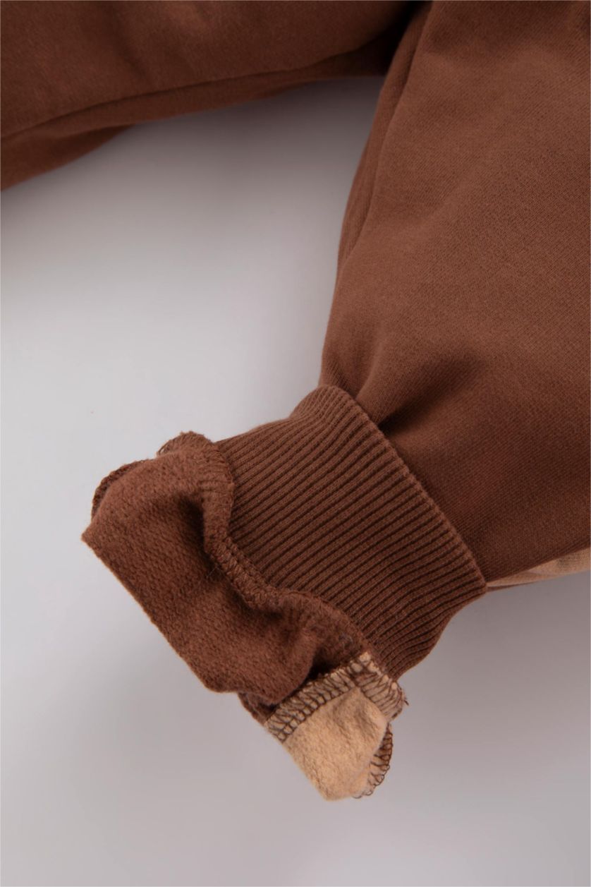 طفل صغير بني فاتح بنطلون سويت بانتس بيبي اولادي خفيف قصة عادية بني فاتح