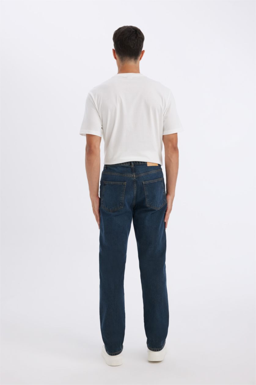 Man Dark Blue Straight Fit Normal Waist Pipe Leg Jeans