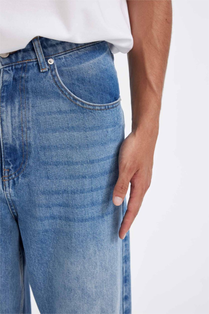 MAN Light Blue Baggy Fit Normal Waist Wide Leg Jeans