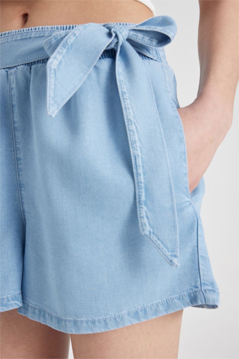 نساء أزرق فاتح شورت بخصر عالي قماش ايوسل