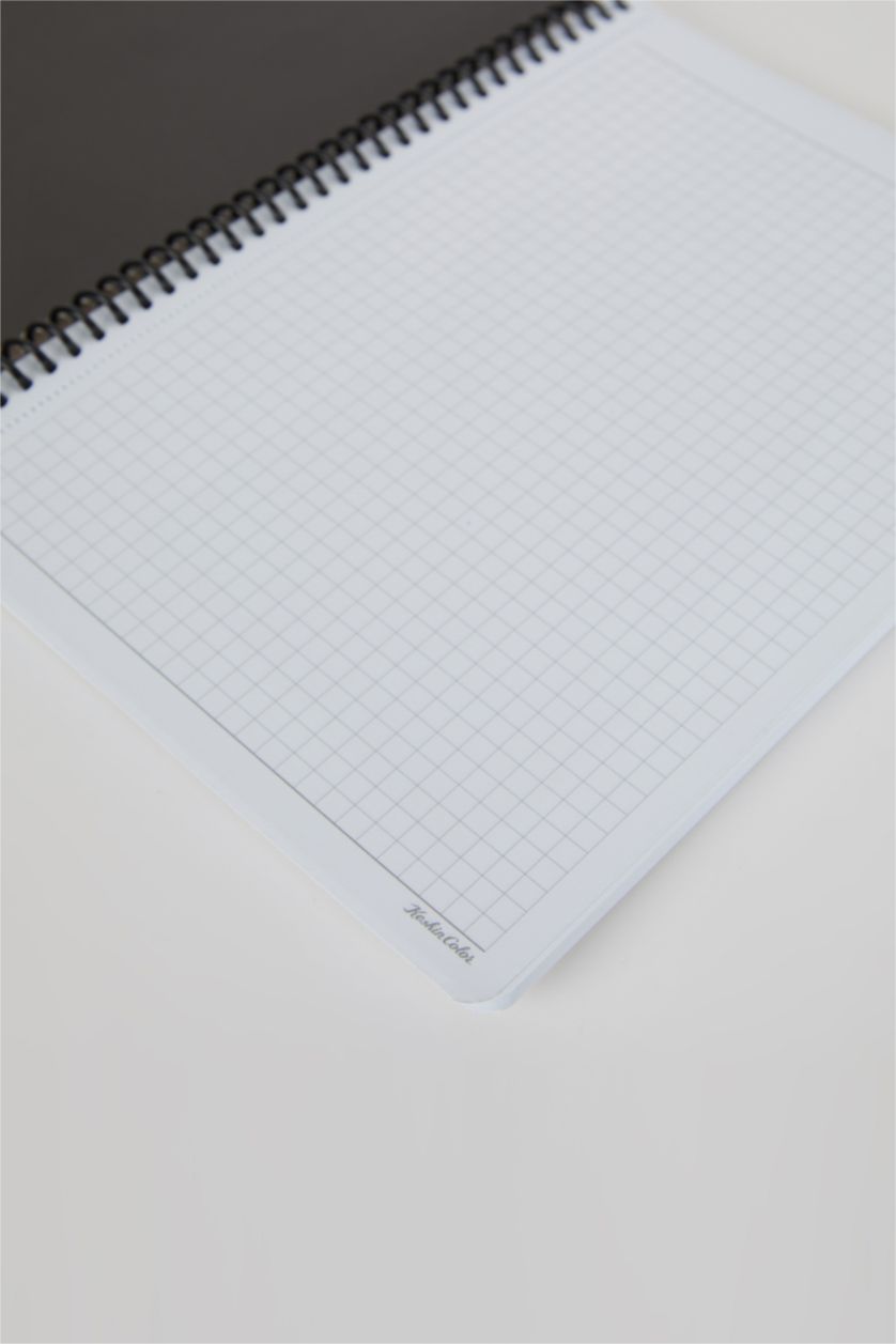 Kadın Beyaz Marvel Desenli Kareli Spiralli 16,5x22,5 cm Not Defteri