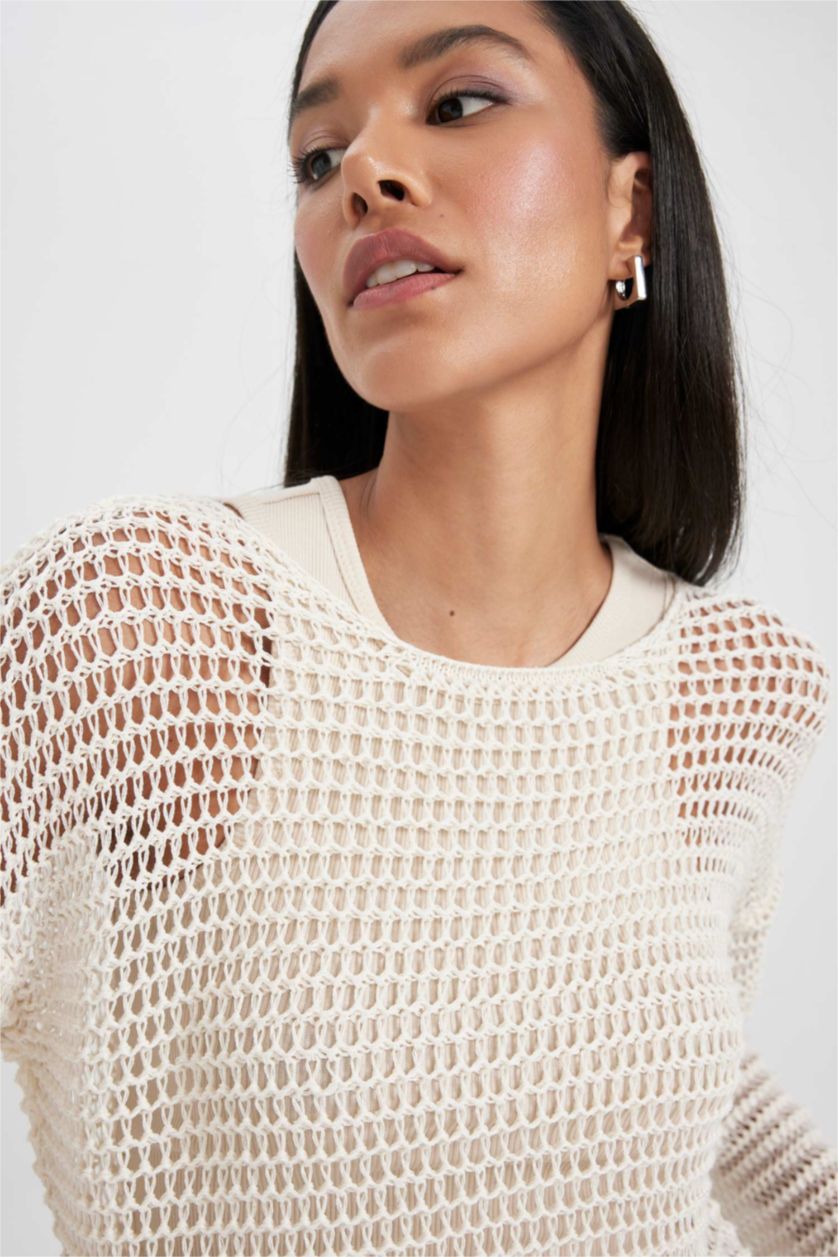 Женская Бежевый Свитер свободного кроя с круглым вырезом