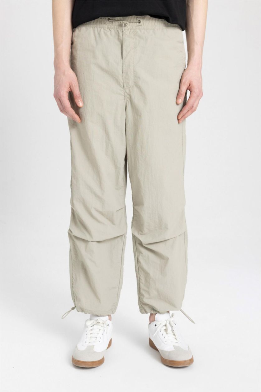 رجال رمادي بنطرون قصة مريحة