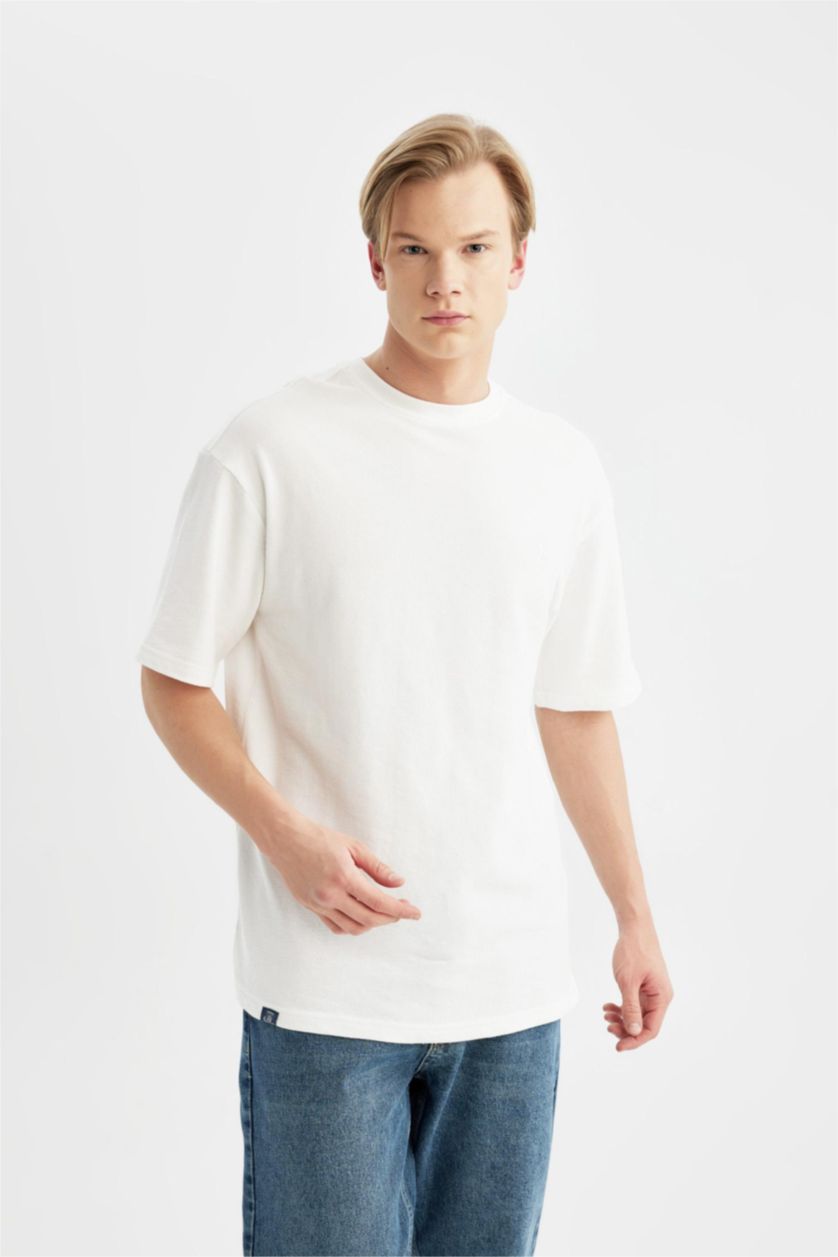 MAN Ecru Comfort Regular Fit Relaxed Fit Crew Neck Printed T-Shirt