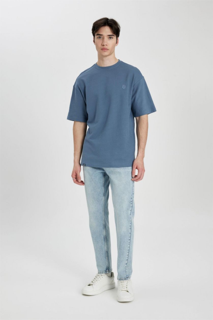 Man Light Indigo Comfort Regular Fit Relaxed Fit Crew Neck Printed T-Shirt