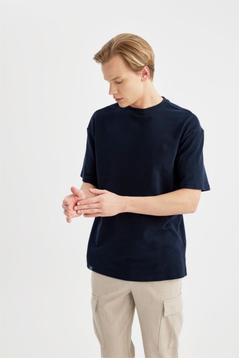 Erkek Lacivert Comfort Regular Fit Rahat Kalıp Bisiklet Yaka Baskılı Kısa Kollu Tişört