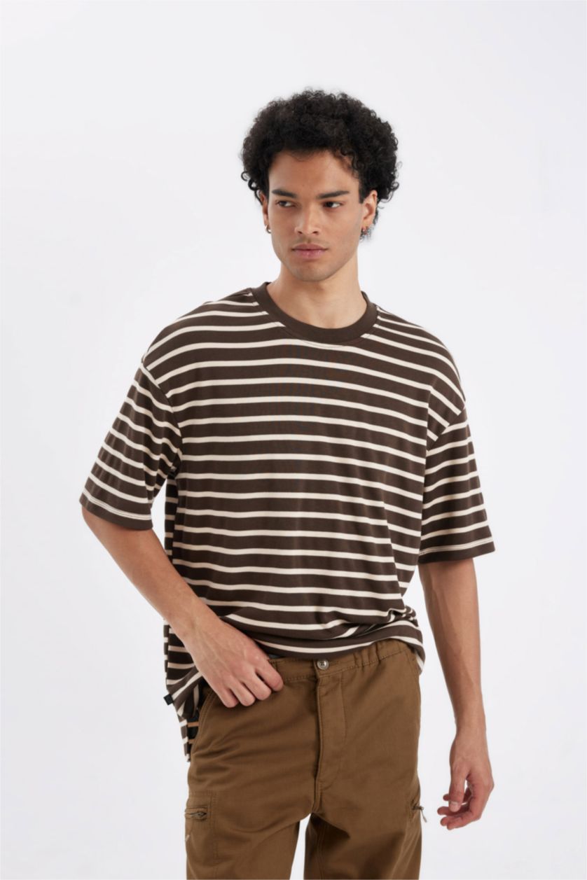 Erkek Kahve Boxy Fit Bisiklet Yaka Çizgili Kısa Kollu Ağır Kumaş Tişört