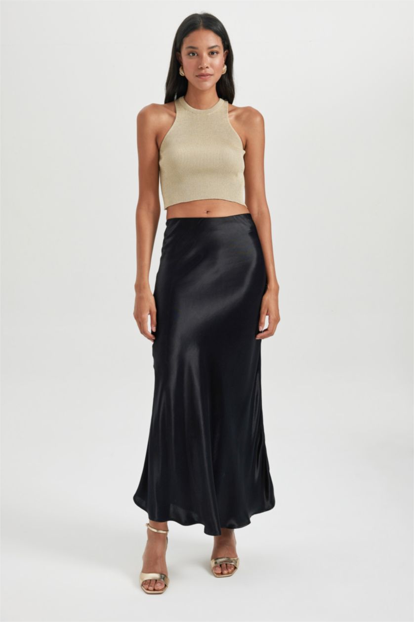 حريمي بيج تانك توب سليم فيت بياقة هالتر