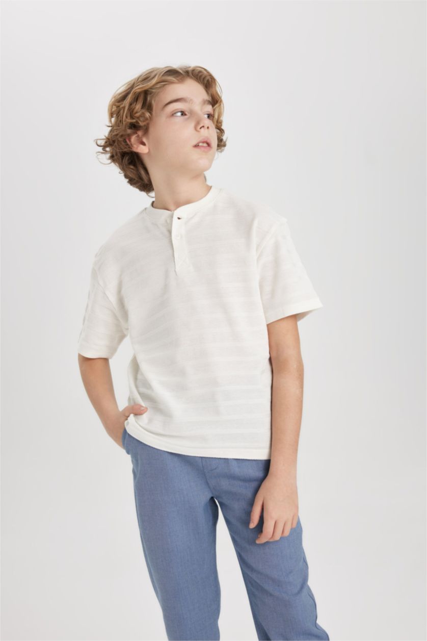 Erkek Çocuk - Genç Erkek Ekru Oversize Geniş Kalıp Hakim Yaka Kısa Kollu Tişört Erkek Çocuk