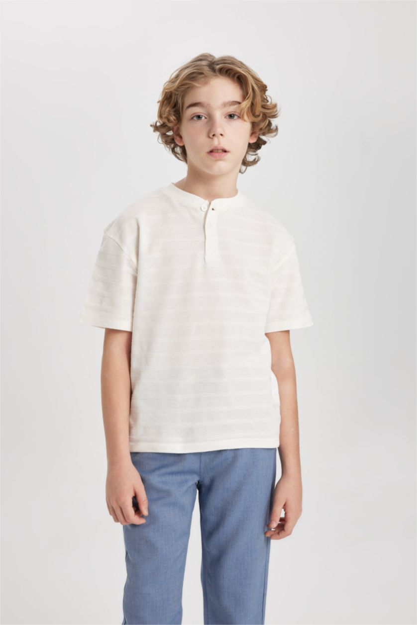 Erkek Çocuk - Genç Erkek Ekru Oversize Geniş Kalıp Hakim Yaka Kısa Kollu Tişört Erkek Çocuk