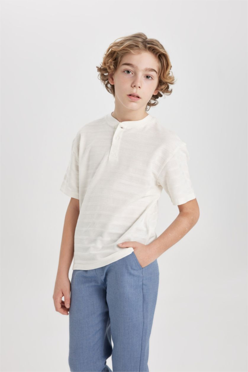 Erkek Çocuk - Genç Erkek Ekru Oversize Geniş Kalıp Hakim Yaka Kısa Kollu Tişört Erkek Çocuk