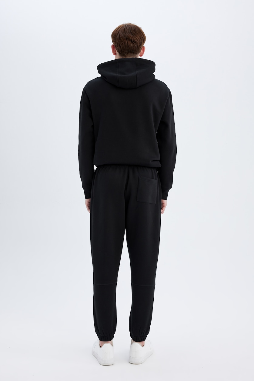 HOMME Noir Coupe Régulière