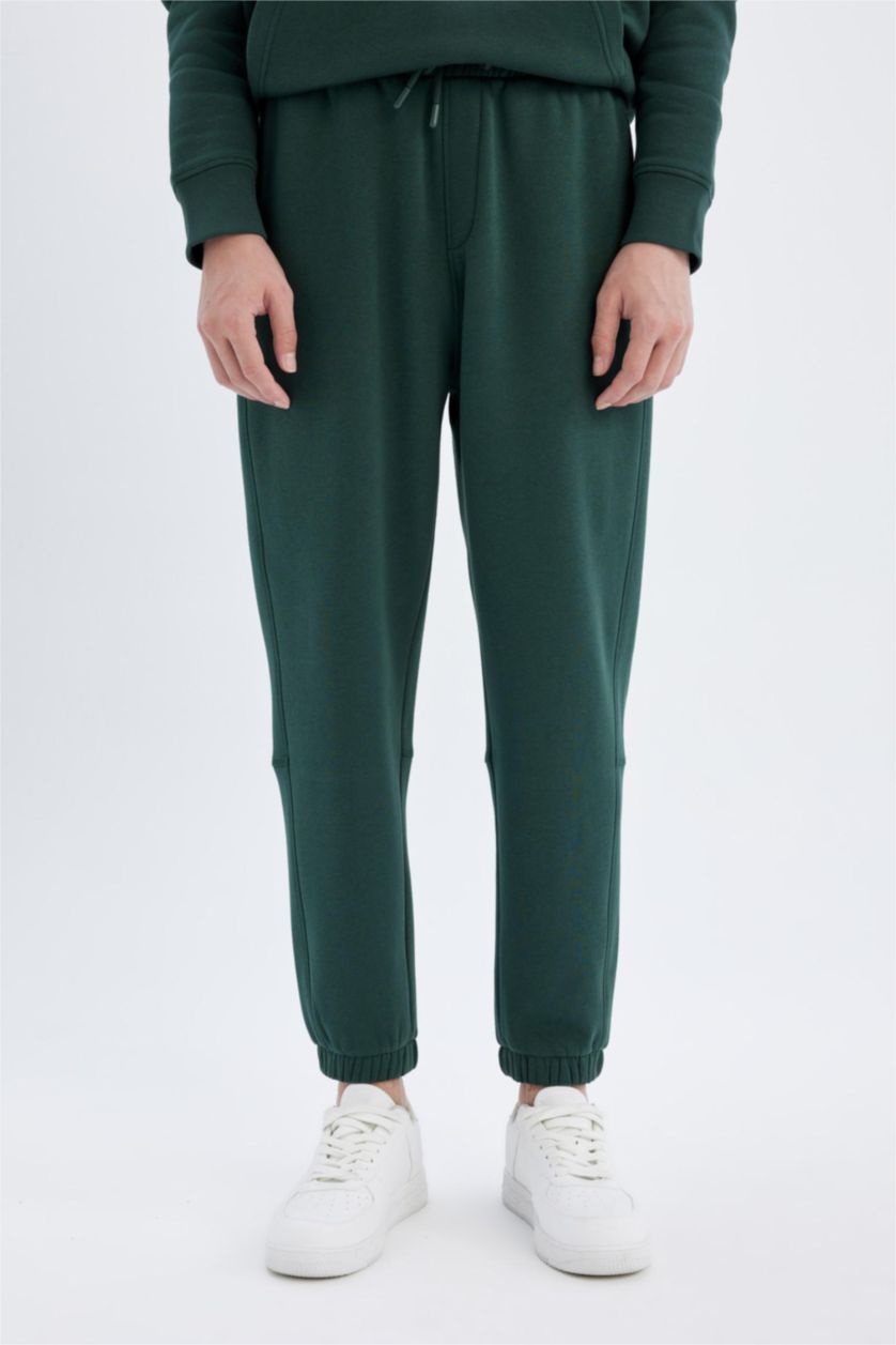 Erkek Koyu Yeşil Regular Fıt Pantolon