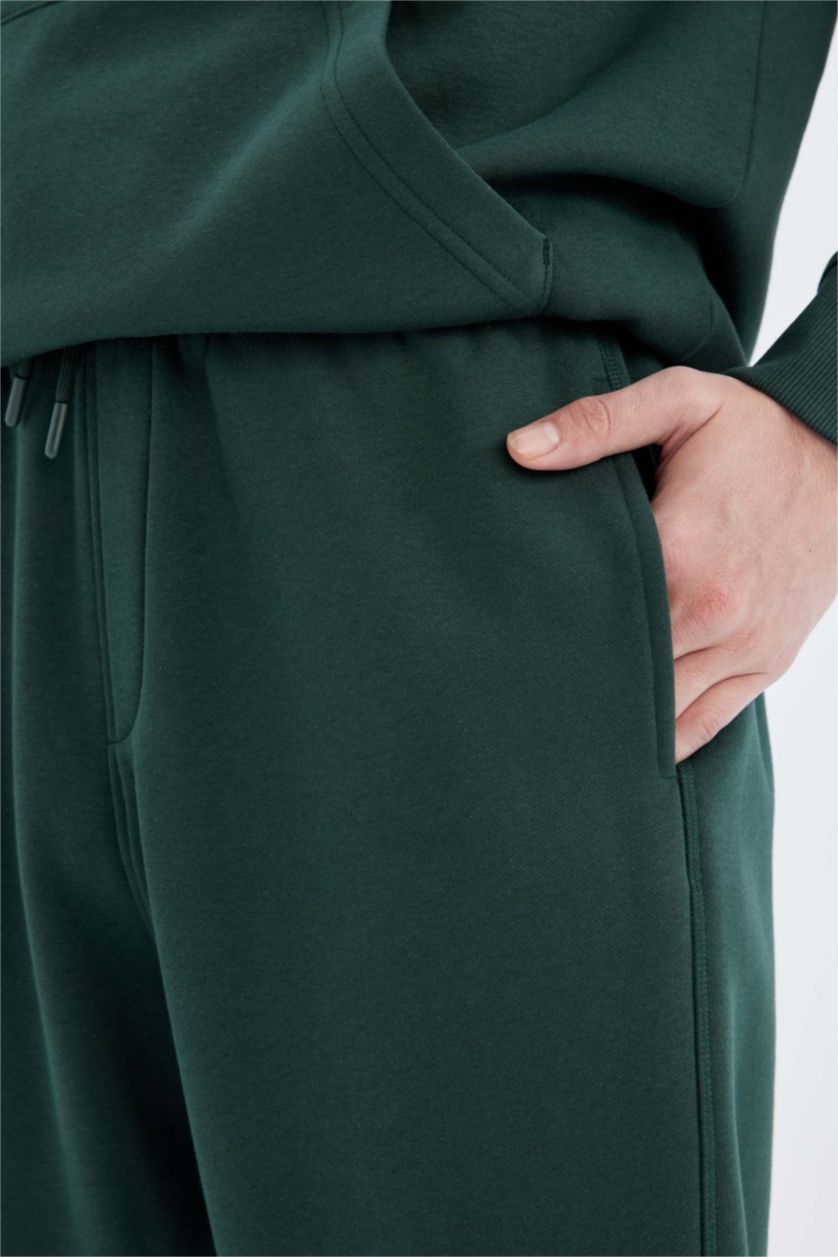 Erkek Koyu Yeşil Regular Fıt Pantolon