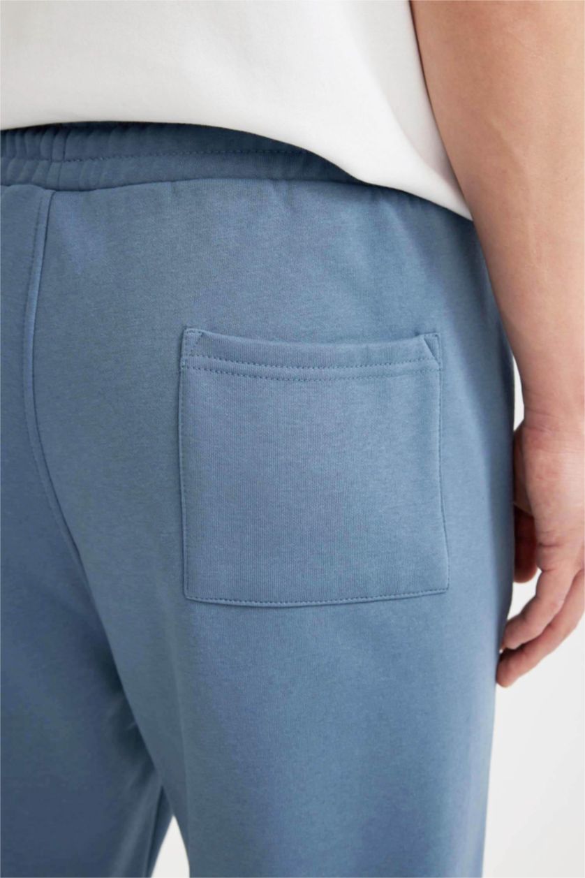 MAN Light Indigo Regular Fit With Pockets Trousers