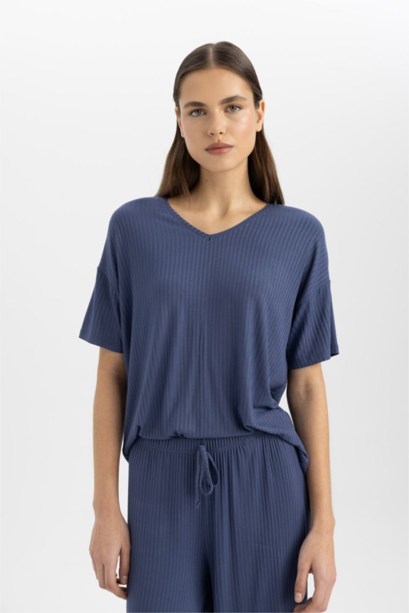 Kadın İndigo Regular Fit V Yaka Kısa Kollu Casual Pijama Üstü