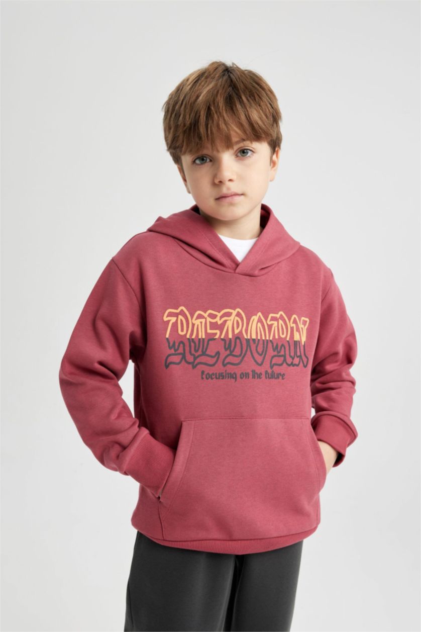 أولادي خمري فاتح سويت شيرت اولادي تقيل قصة عادية