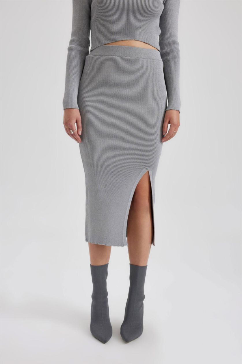 Woman Light Grey Melange Fitted Shiny Fabric Skirt
