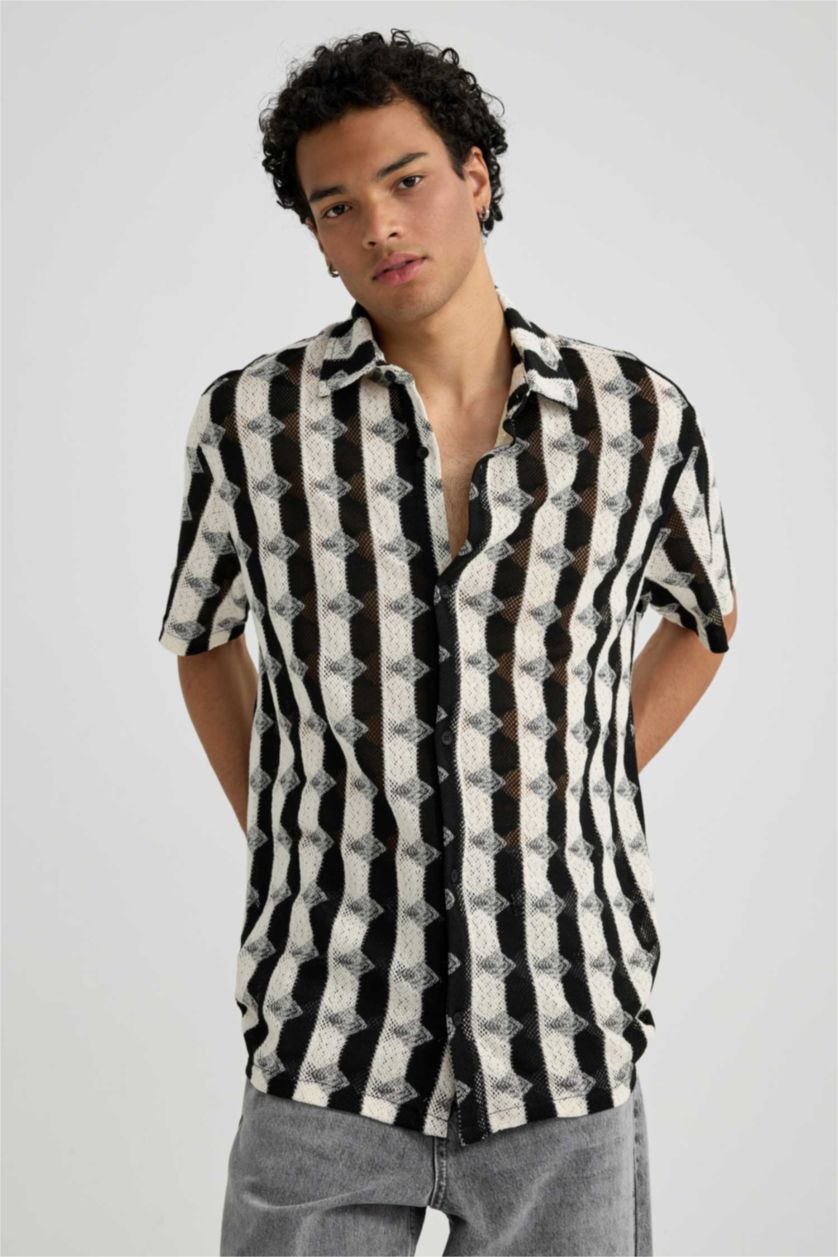 Erkek Ekru Regular Fit Desenli Kısa Kollu Gömlek