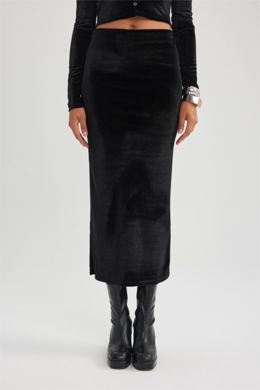 Kadın Siyah Kalem Velur Maxi Etek