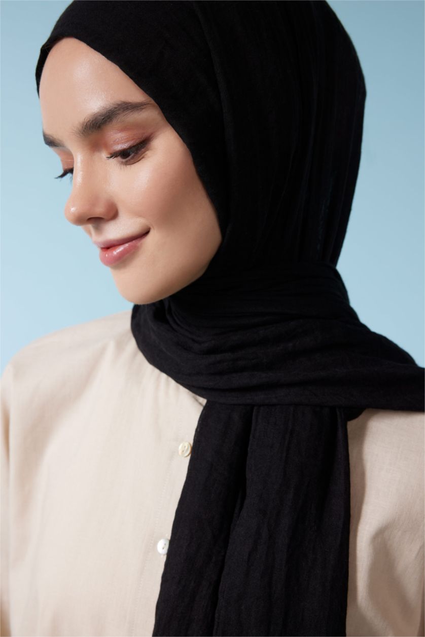 حريمي أسود شال