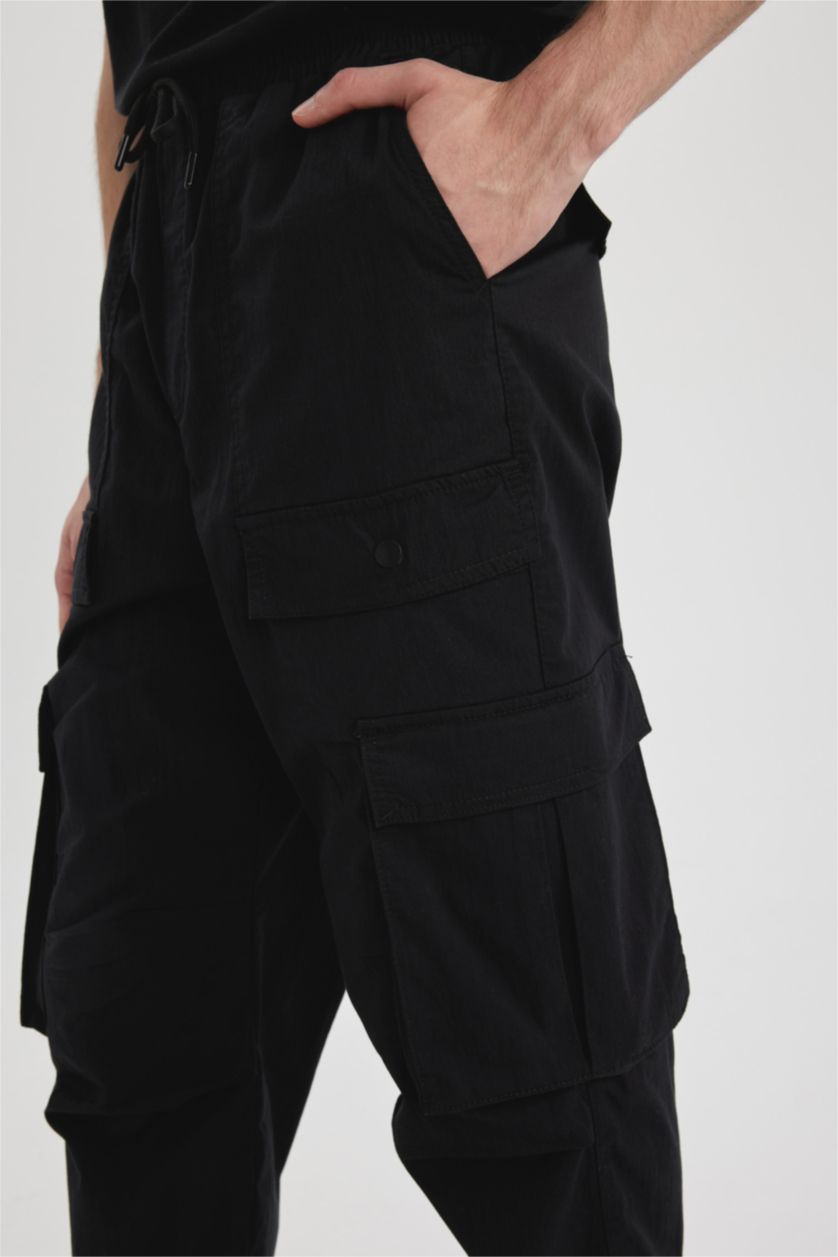 MAN Black Baggy Fit Regular Hem With Cargo Pocket Trousers