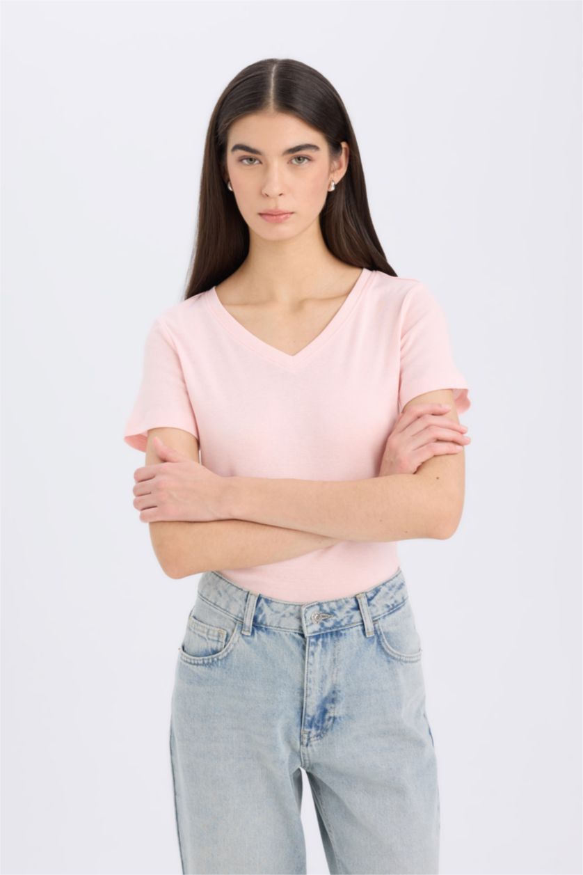 نساء زهري فاتح تيشيرت سادة مضلع قصة عادية بياخة V