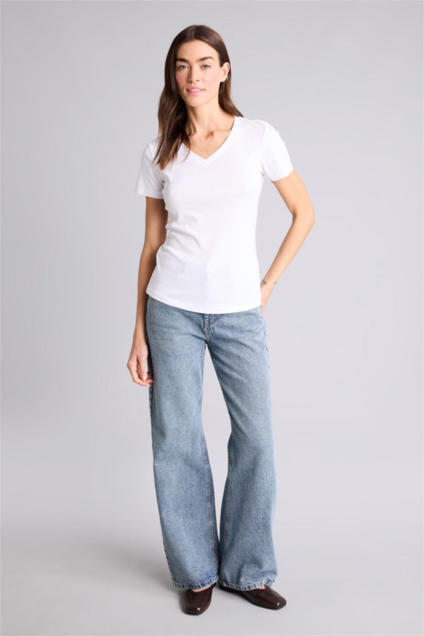 FEMME Blanc T-shirt basique à col V et manches courtes Coupe régulière