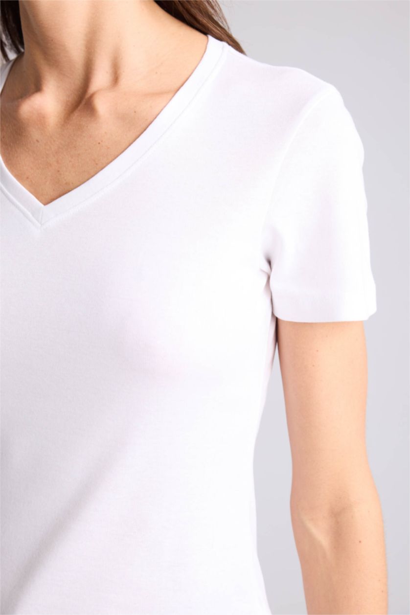 FEMME Blanc T-shirt basique à col V et manches courtes Coupe régulière