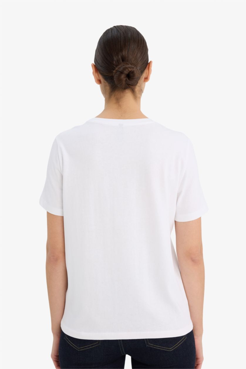 Woman White Woman Short Sleeve T-Shirt