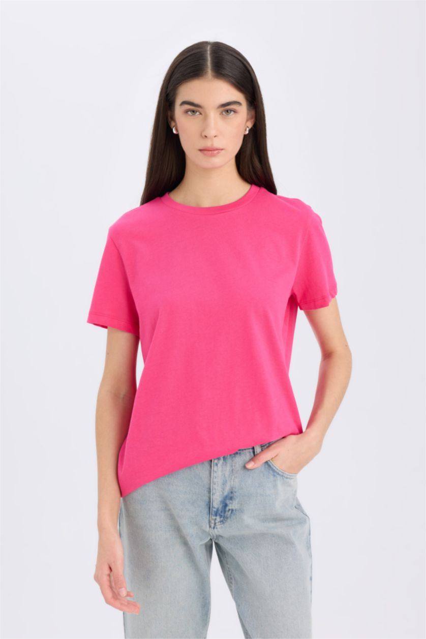 Woman Fushsia Regular Fit Crew Neck Basic Plain Casual Cotton T-Shirt
