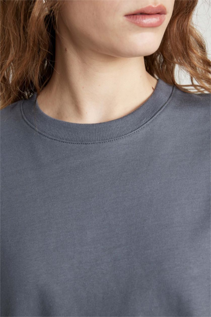 حريمي رمادي تيشيرت نص كم قصة مريحة ممشط