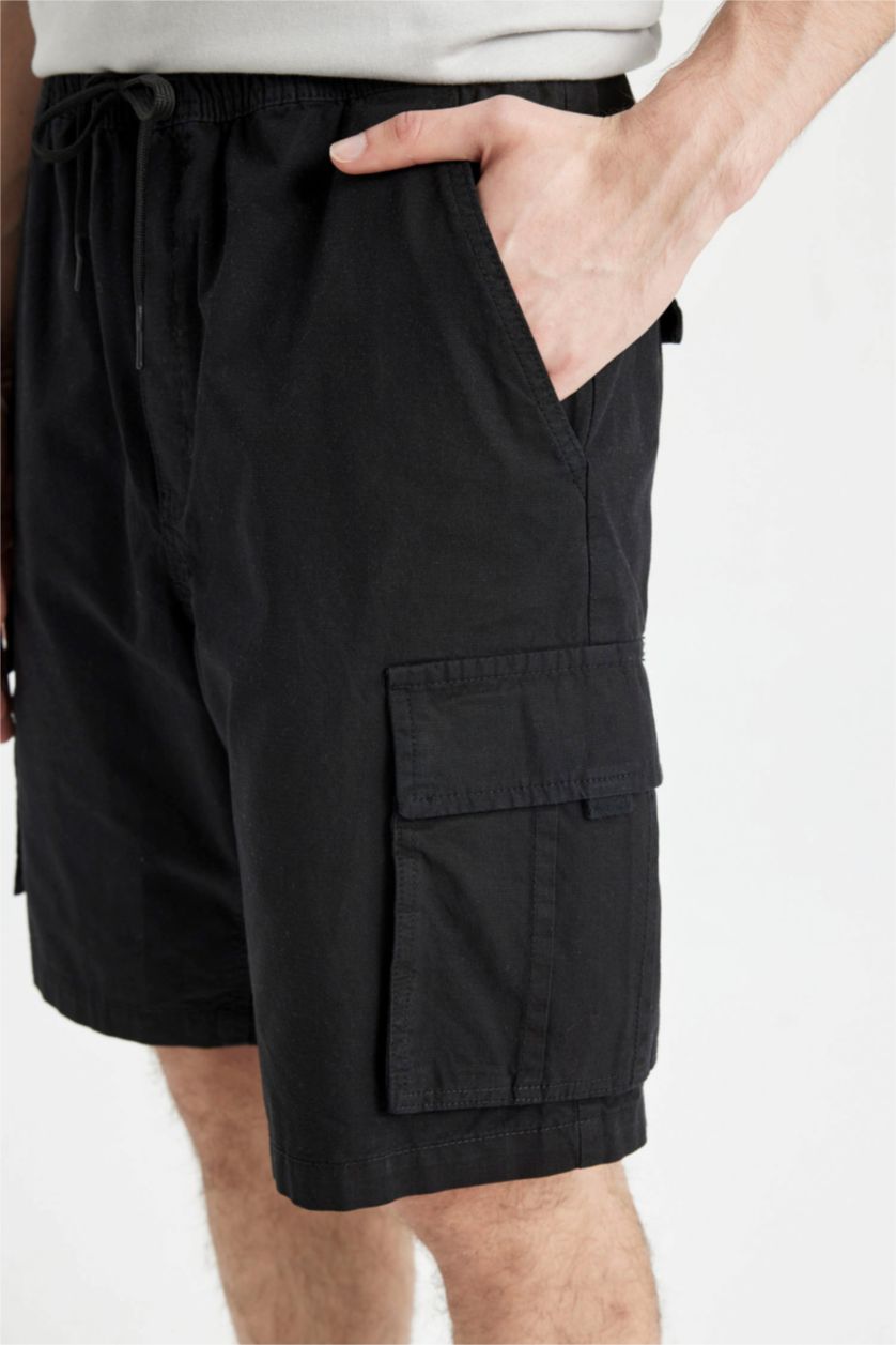 HOMME Noir Short Bermuda en Gabardine Coupe Relax