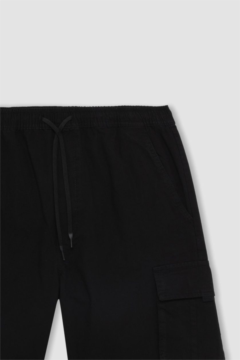 HOMME Noir Short Bermuda en Gabardine Coupe Relax