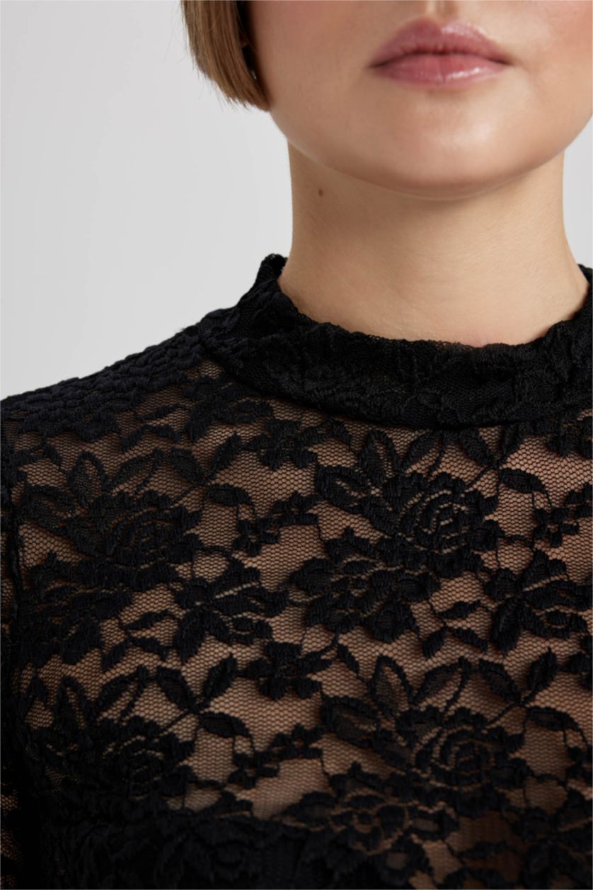 حريمي أسود تيشيرت دانتيل كم طويل قصة عاديةهاف كول مدورة