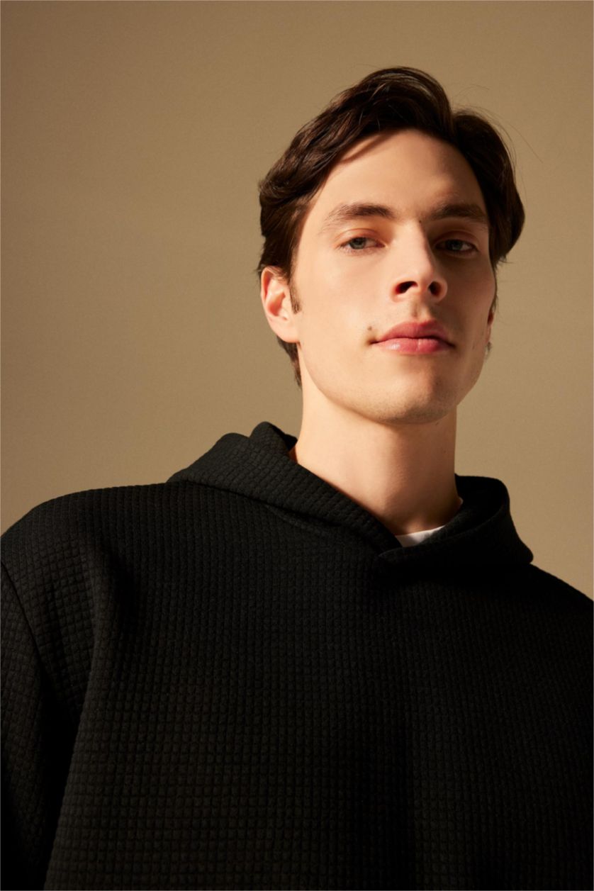 Ерлер қара үлкен пішім бас киімді Свитер