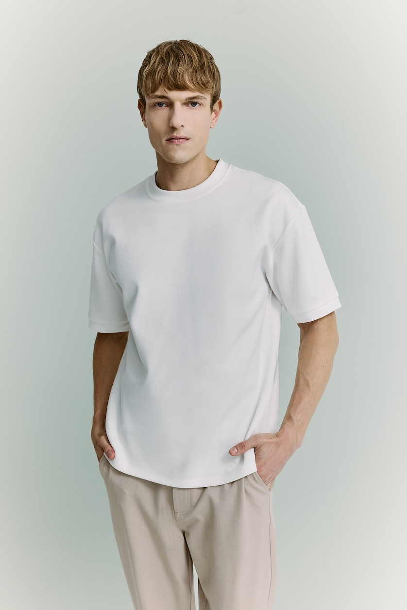 Erkek Beyaz Kırışmaz Oversize Basic Tişört