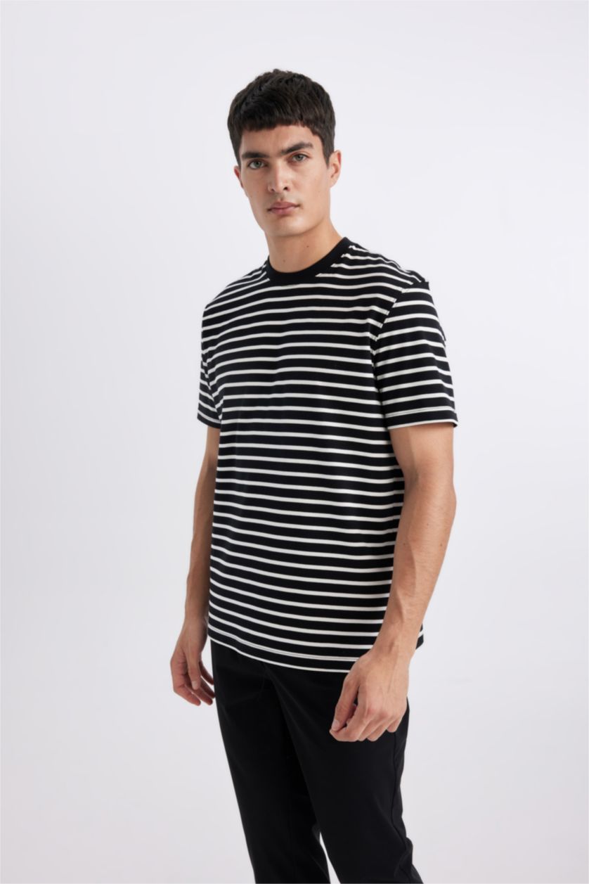 MAN Black Regular Fit Crew Neck Striped T-Shirt