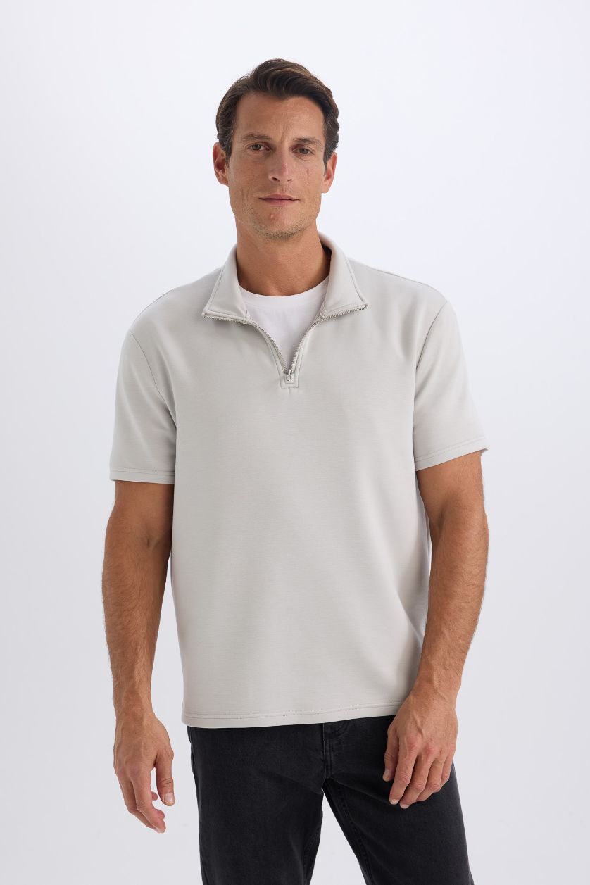 HOMME Gris Clair T-shirt à col montant zippé et manches courtes Coupe régulière